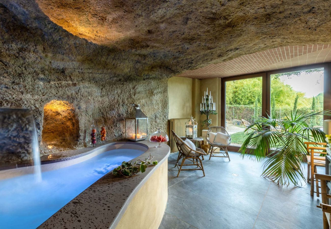 Villa à Orentano - Il Conte Farmhouse Retreat