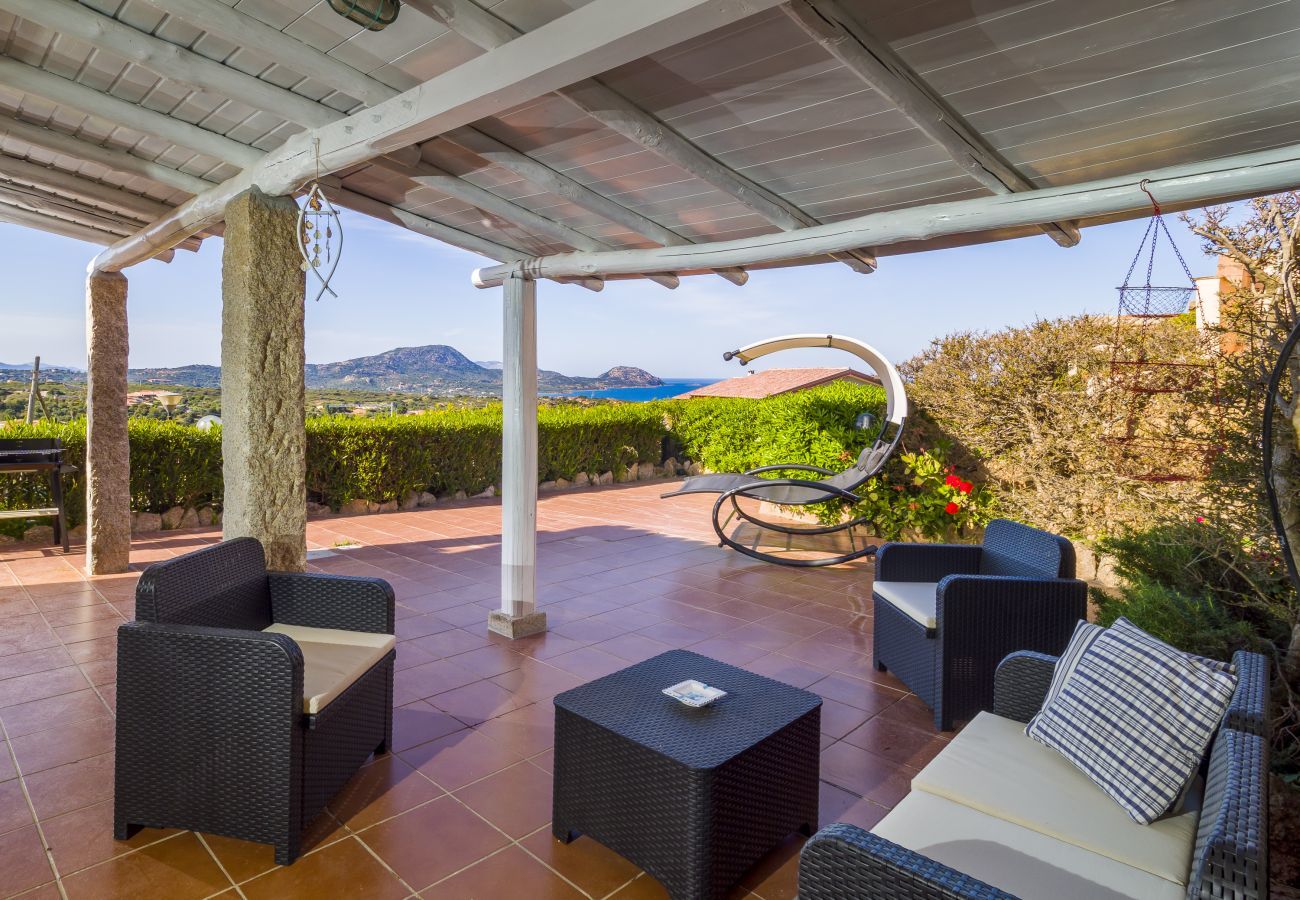 Chalet à Porto San Paolo - Laura's Terrace - maison mitoyenne avec vue mer