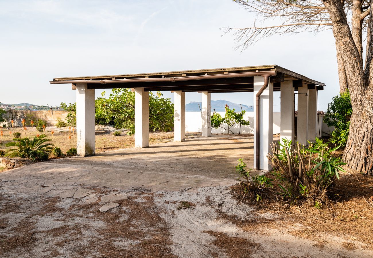 Villa à Olbia - Villa Bay Pine - accès direct à la mer de Pittulongu, wi-fi