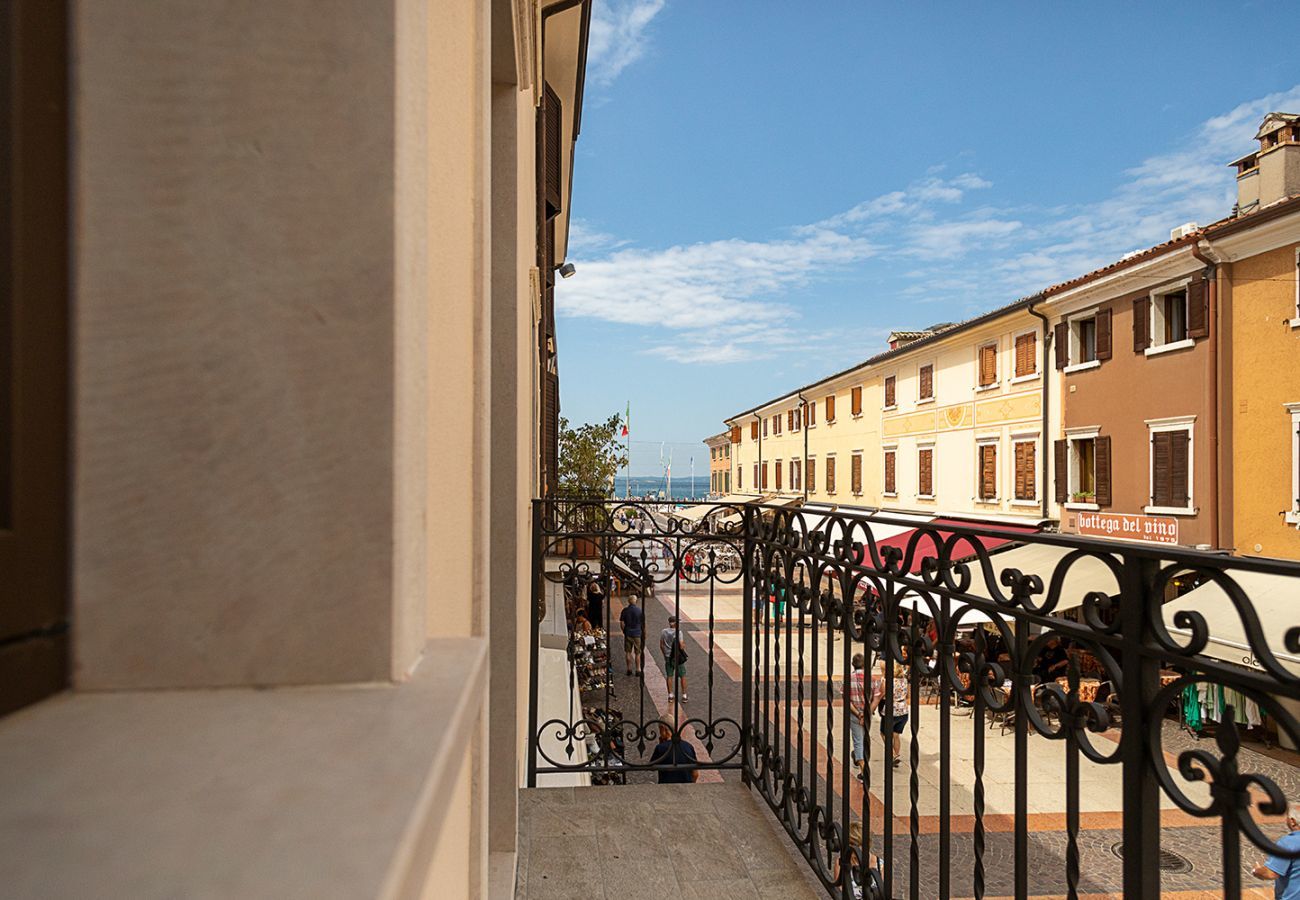 Studio à Bardolino - Regarda - Baur Suite 1 design room in the centre of Bardolino