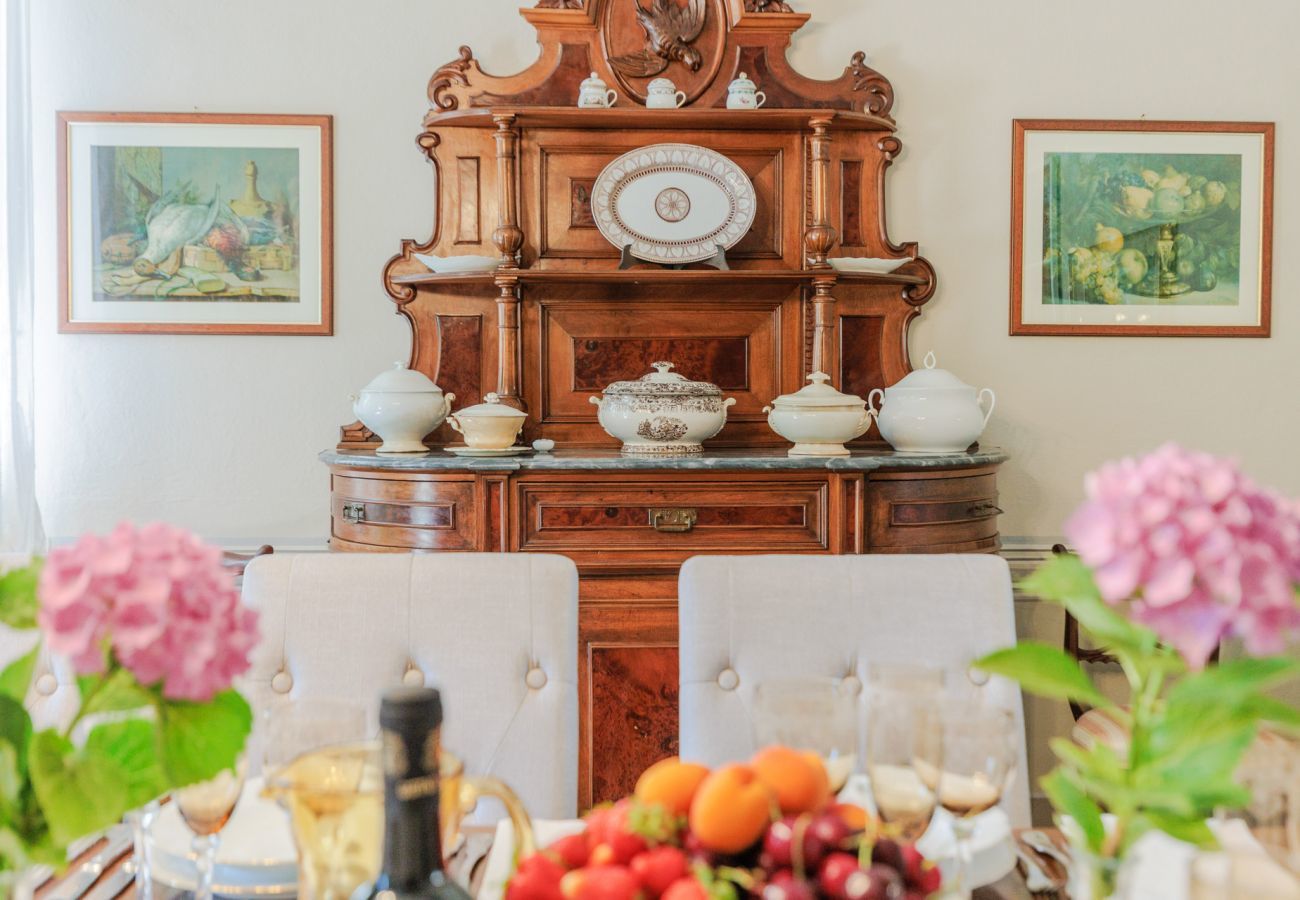 Villa à Vorno - Villa Magnolie, Stylish Family Villa