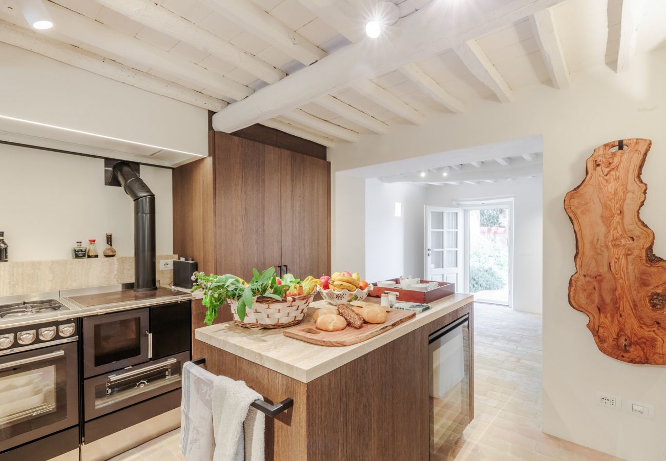 Villa à Lucques - Tramonto Farmhouse, Contemporary Tradition