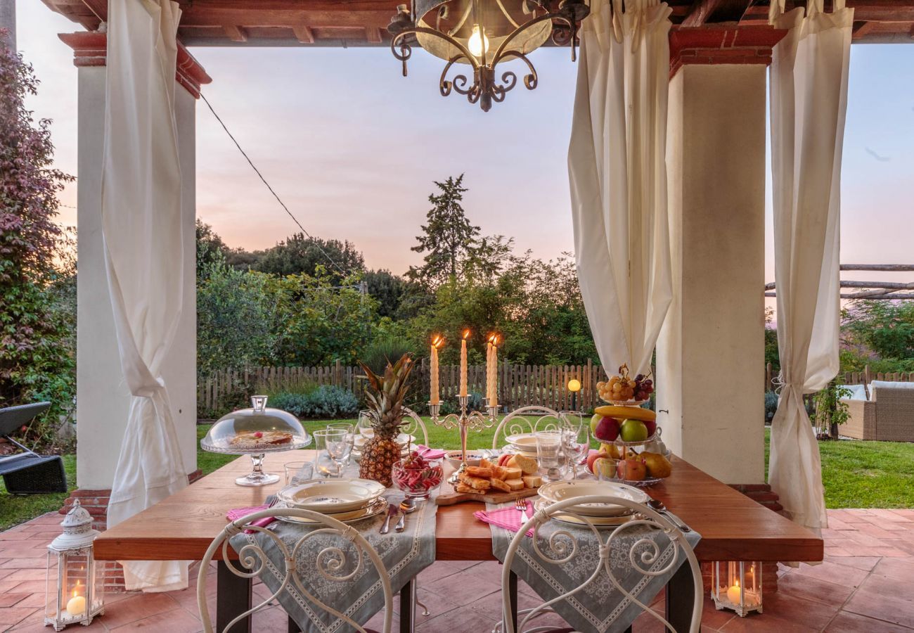 Villa à Chiatri - Rondini, Farmhouse with pool