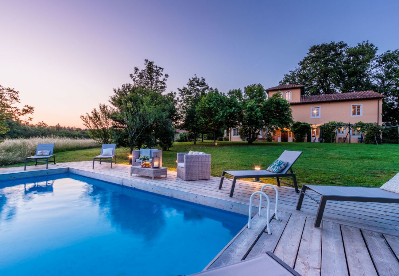 Villa à Orentano - Villa Drago, an authentic Farmhouse with Private Pool in Orentano