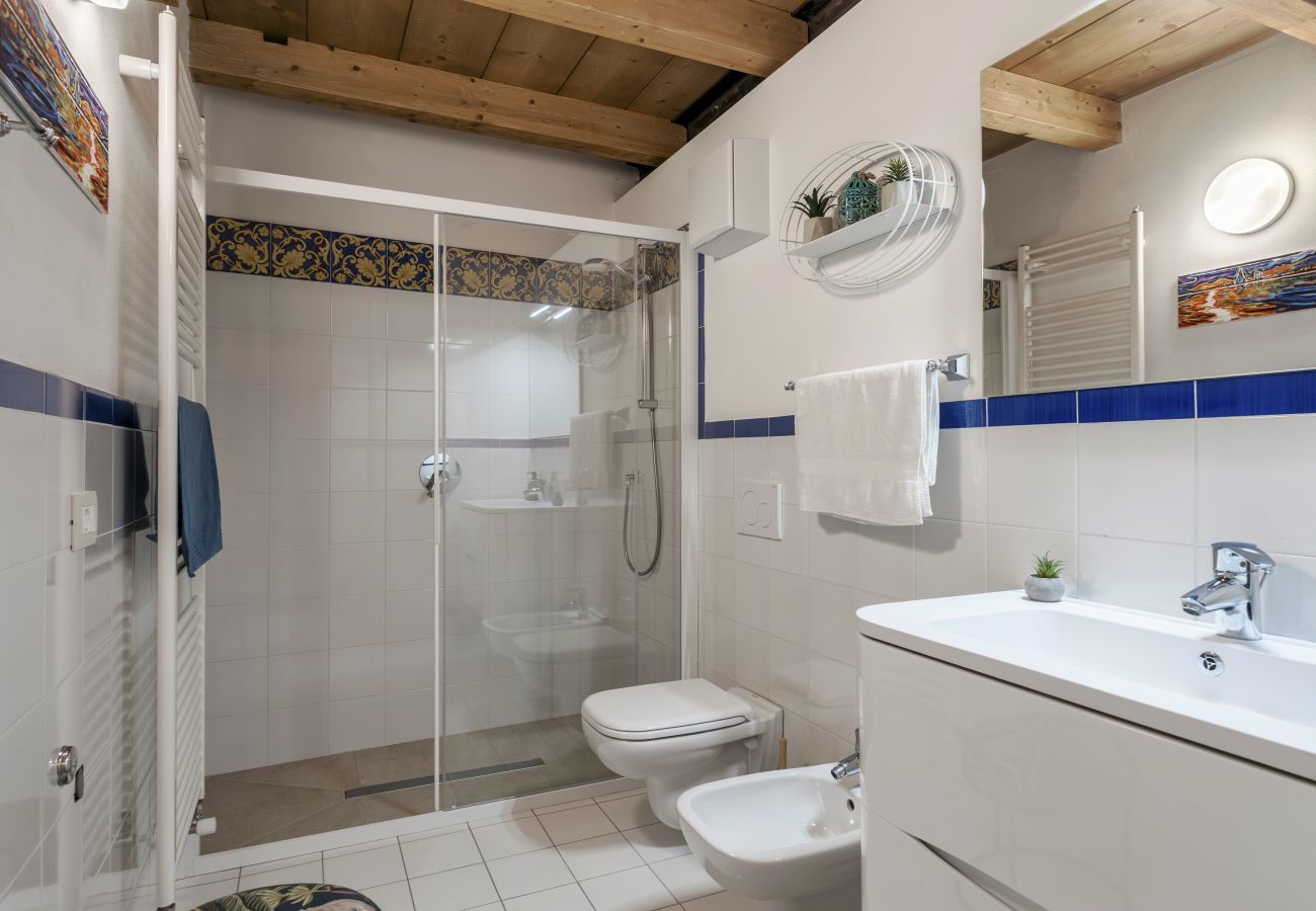 Studio à Castelnuovo del Garda - CORTE MONTELEONE SUITE HONEYMOON