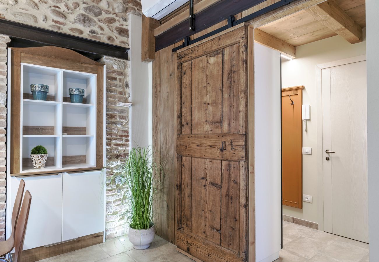 Studio à Castelnuovo del Garda - CORTE MONTELEONE SUITE HONEYMOON