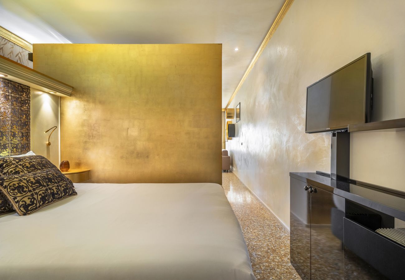 Appartement à Venise - Golden Treasure Apartment on the Grand Canal R&R