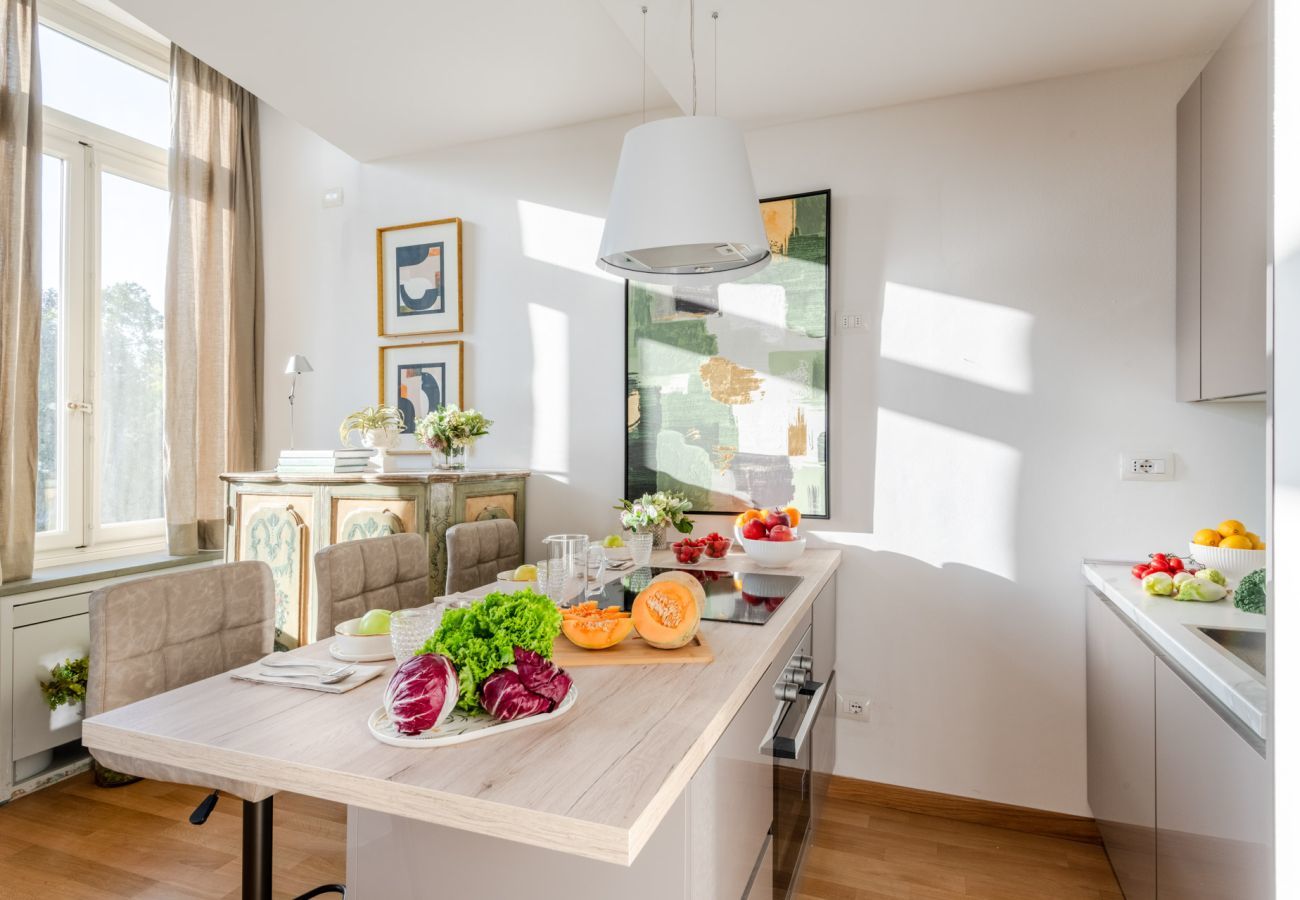 Appartement à Lucques - Verdi 1928, A Cozy Wallside Retreat