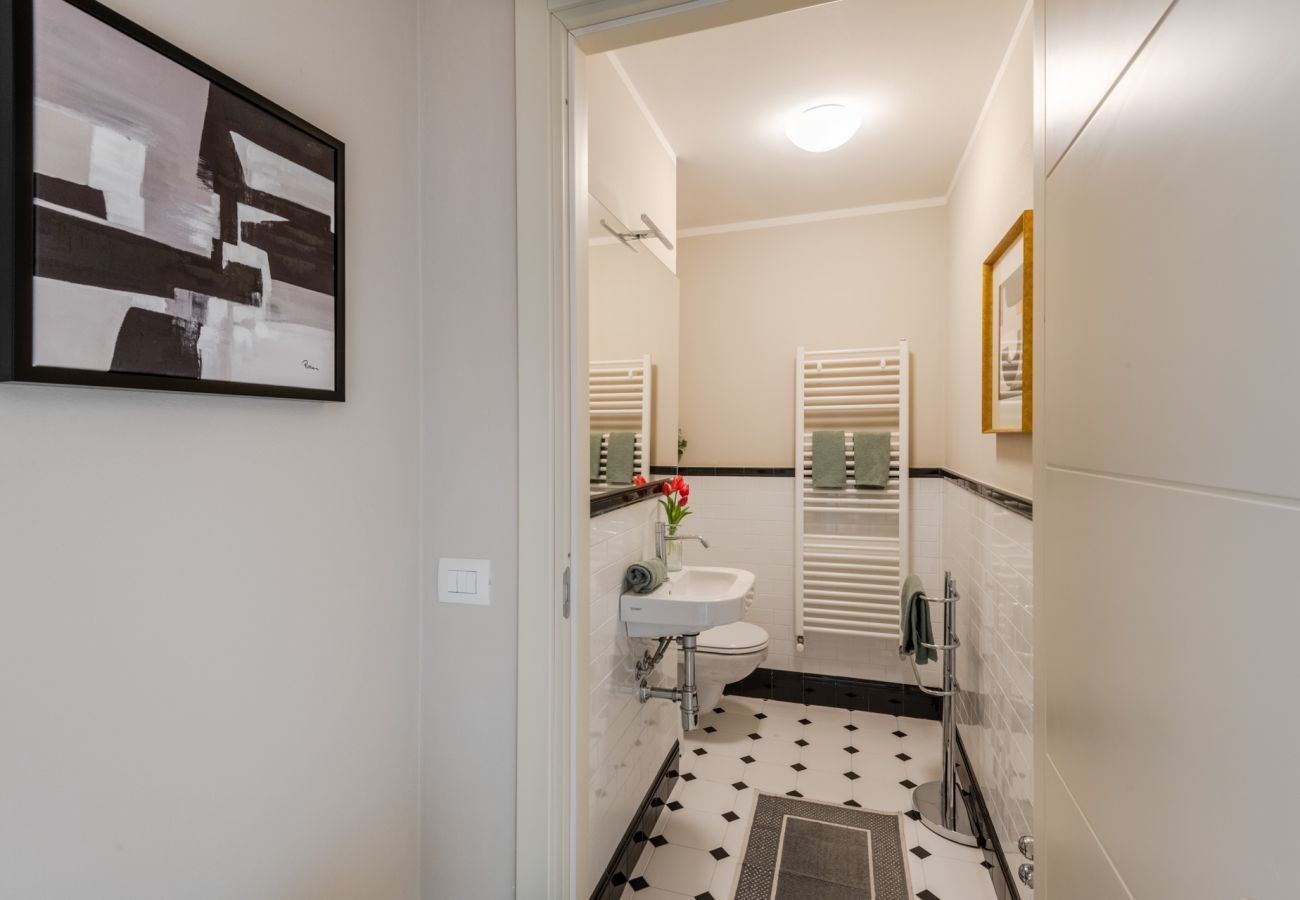 Appartement à Lucques - Verdi 1928, A Cozy Wallside Retreat