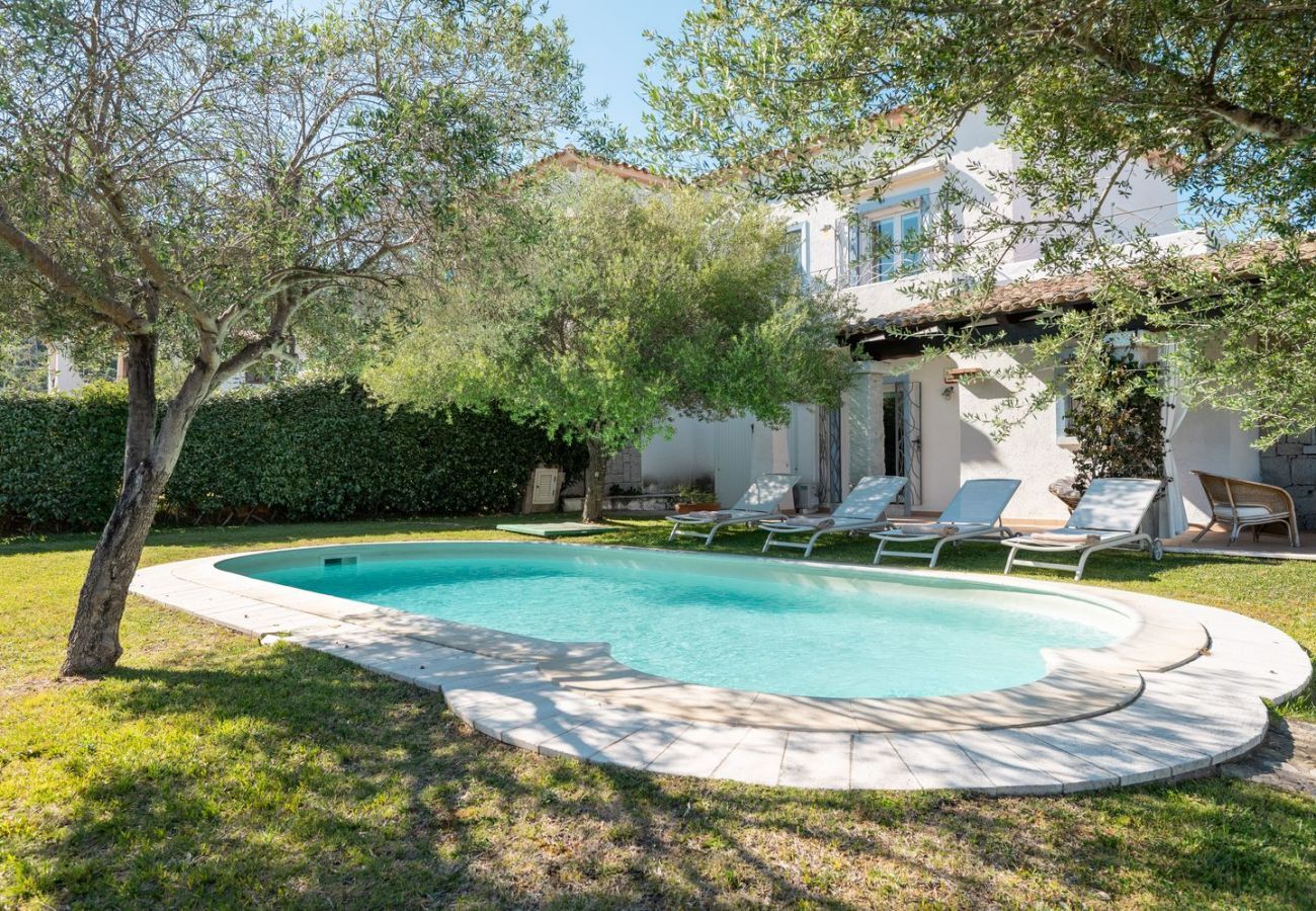 Villa à San Teodoro - Villa Luciva